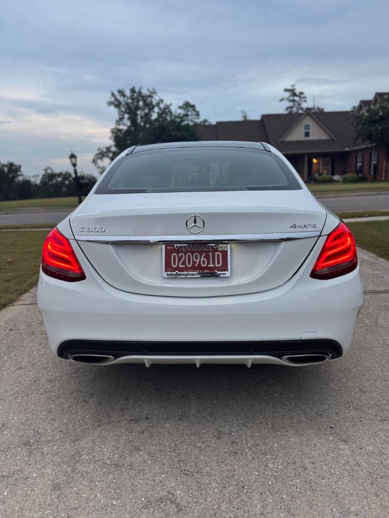 2015 Mercedes-Benz C-Class - $15,000