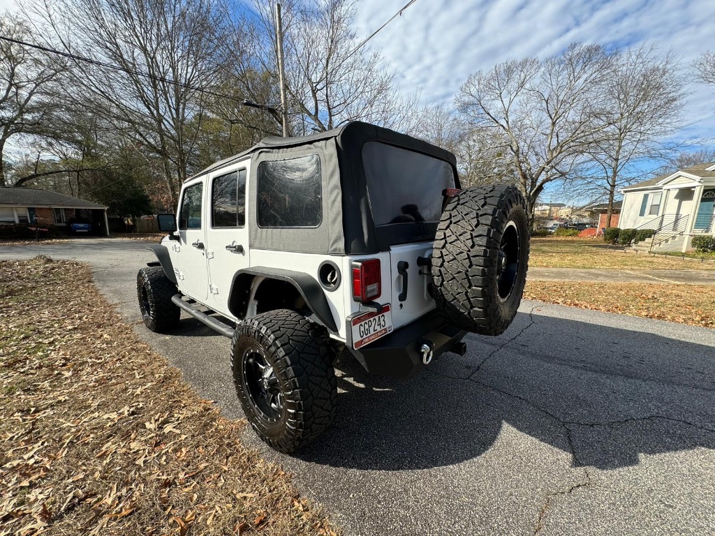 2017 Jeep Wrangler - $25,500