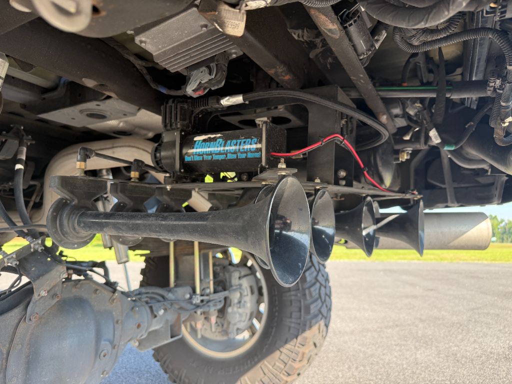 2021 GMC Sierra - $64,900
