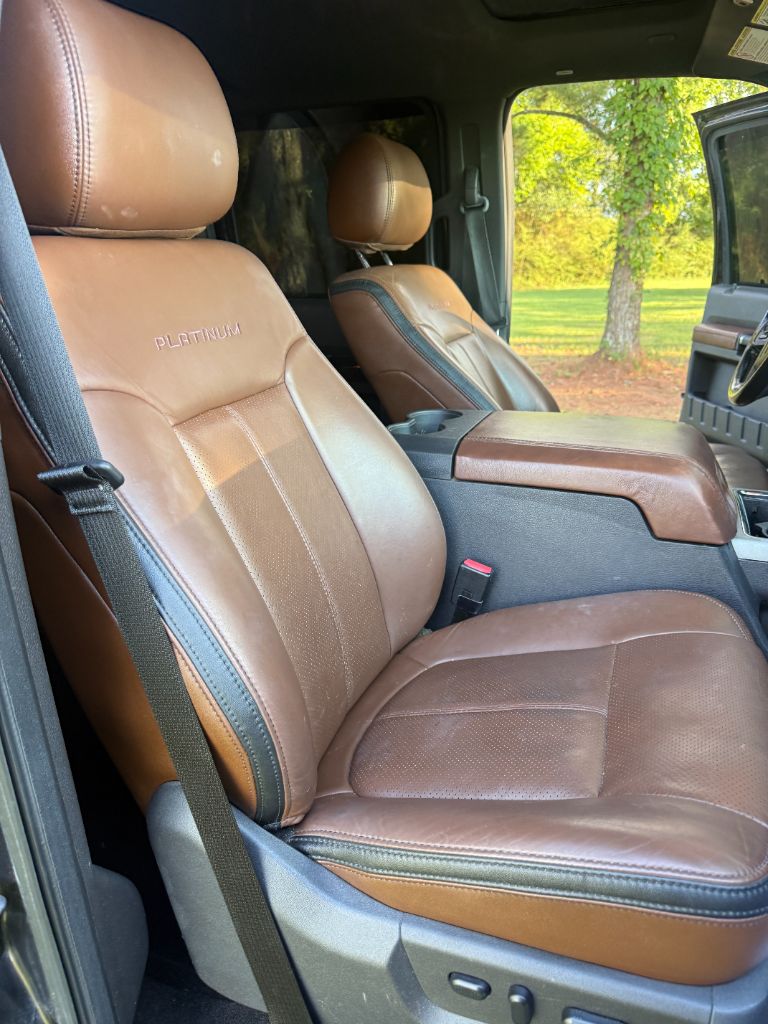 2013 Ford F250 - $33,900