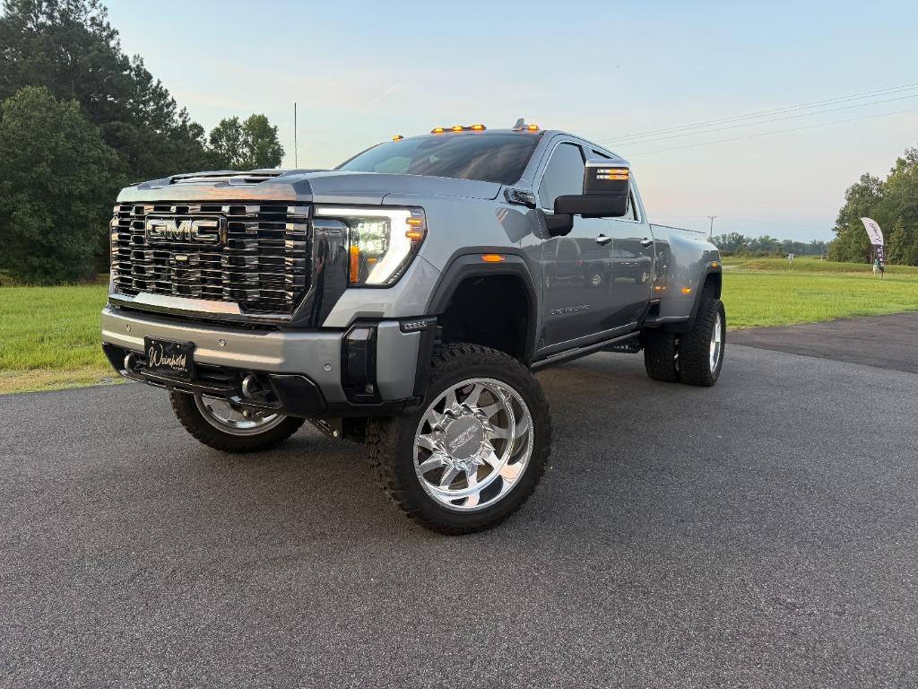 2024 GMC Sierra Hd - $96,900