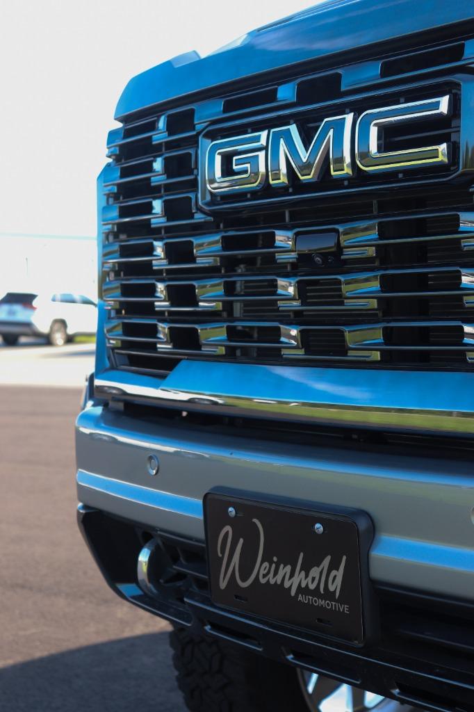 2024 GMC Sierra Hd - $96,900