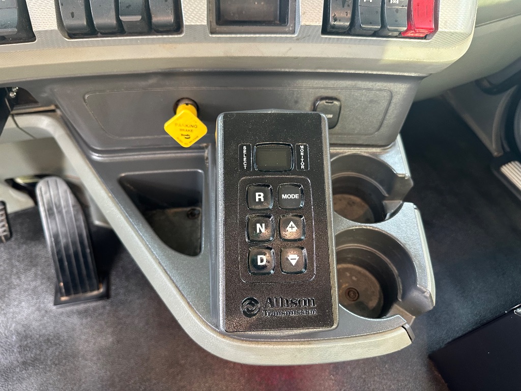 2020 Kenworth T880 - $139,995