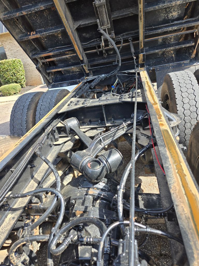 2020 Kenworth T880 - $139,995