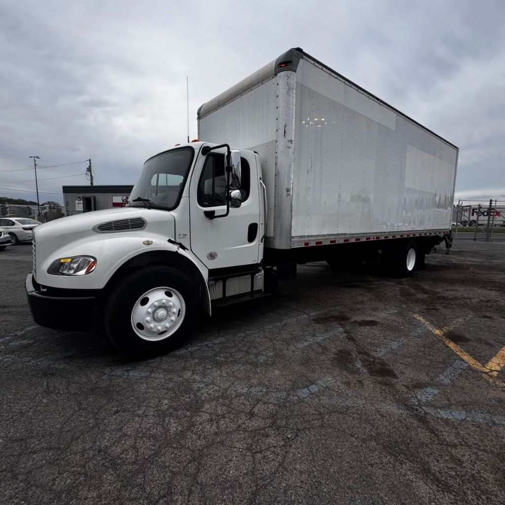 2018 Freightliner M2
