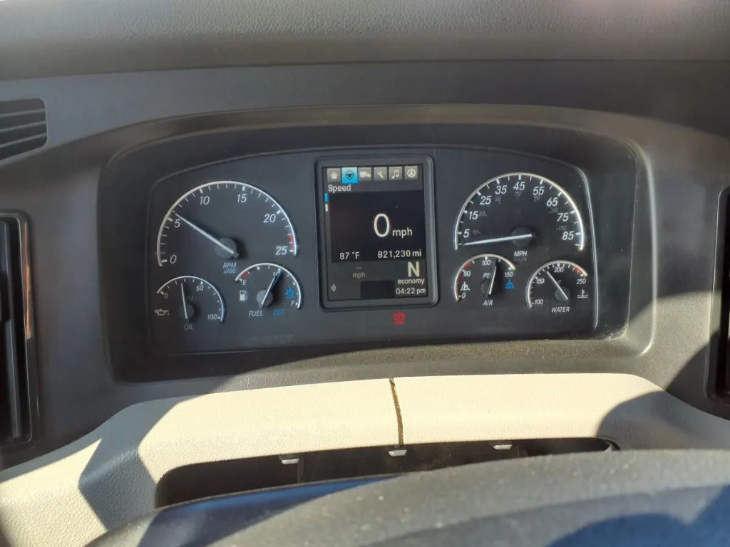 2021 Freightliner Cascadia