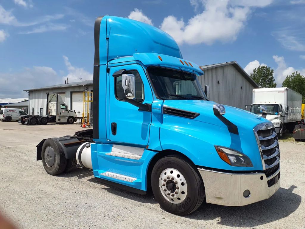 2020 Freightliner Cascadia