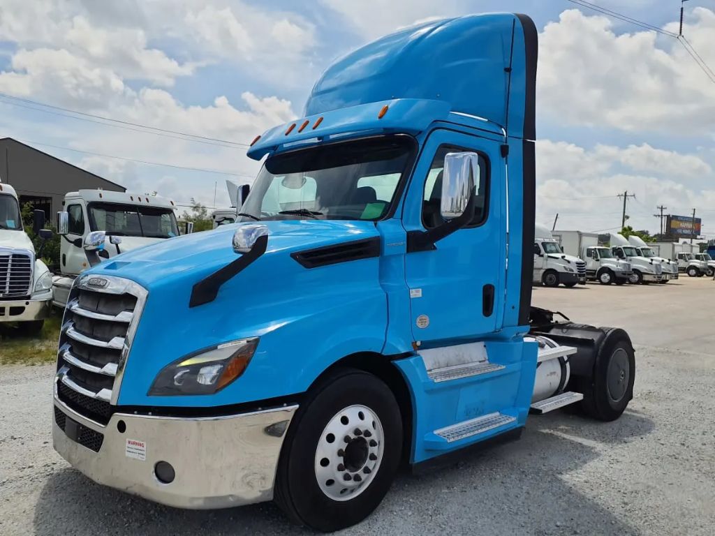2020 Freightliner Cascadia