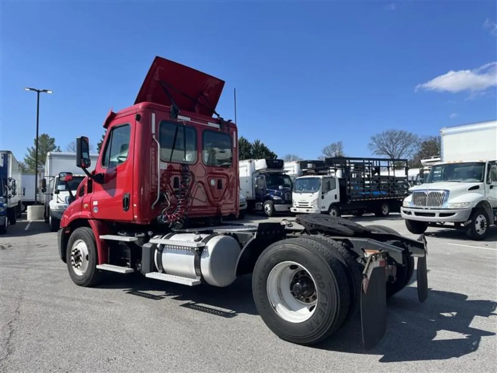 2019 Freightliner Cascadia