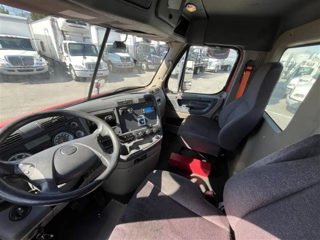 2019 Freightliner Cascadia