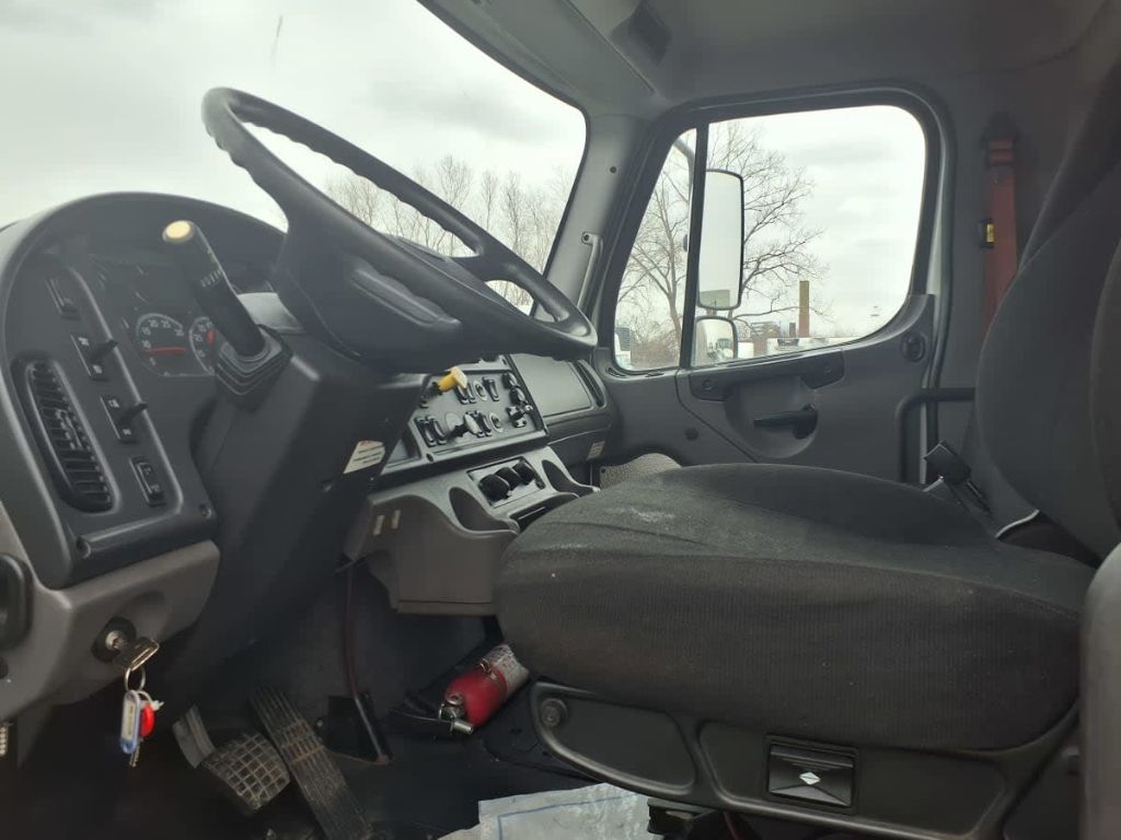 2019 Freightliner M2