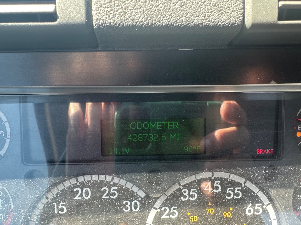 2019 Freightliner Cascadia - $39,995