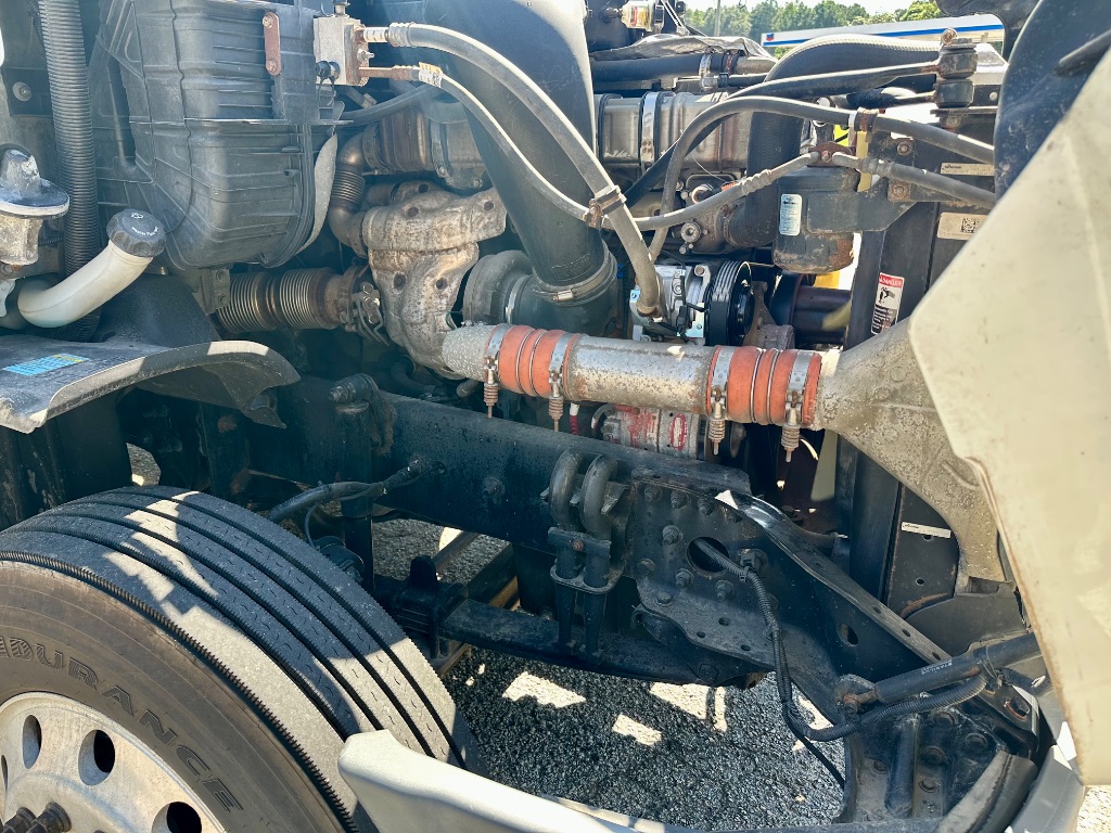 2019 Freightliner Cascadia - $39,995