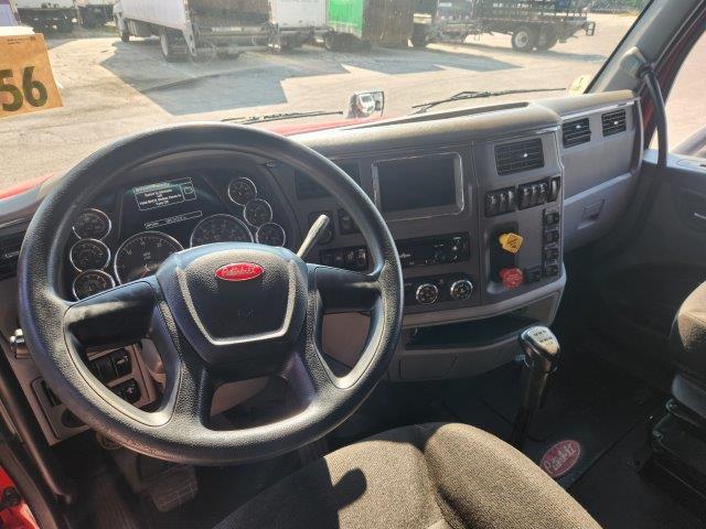 2017 Peterbilt 579 - $41,995