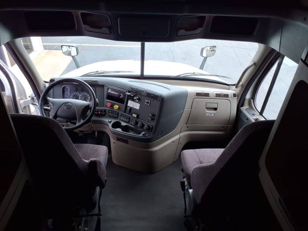 2019 Freightliner Cascadia - $62,995