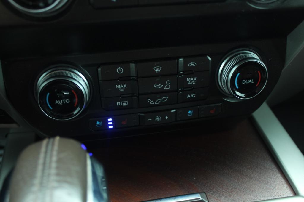 2019 Ford F150 King Ranch photo