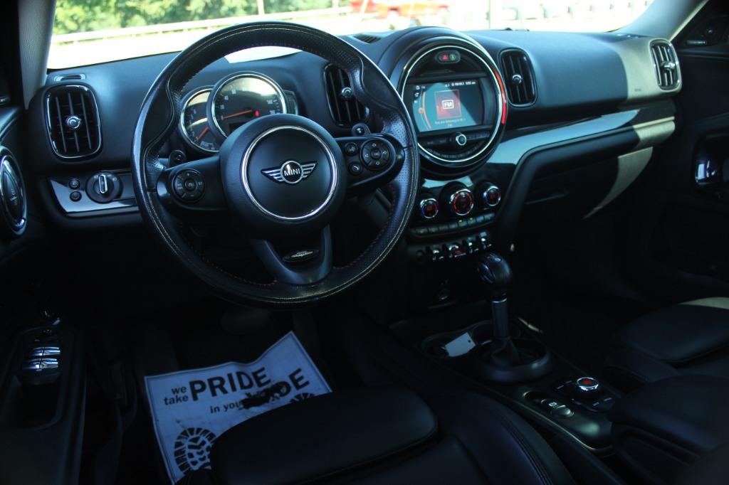 2019 MINI Countryman - $17,500
