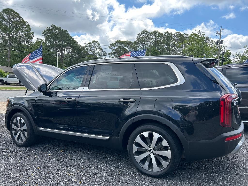 2021 Kia Telluride S photo