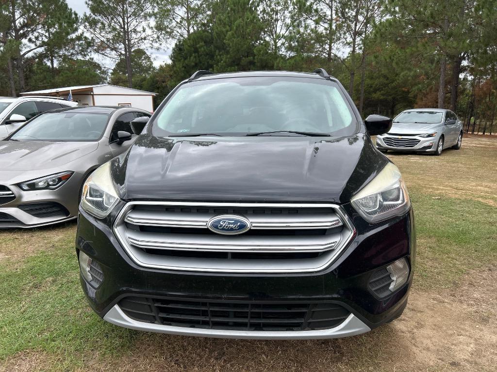2017 Ford Escape - $10,500