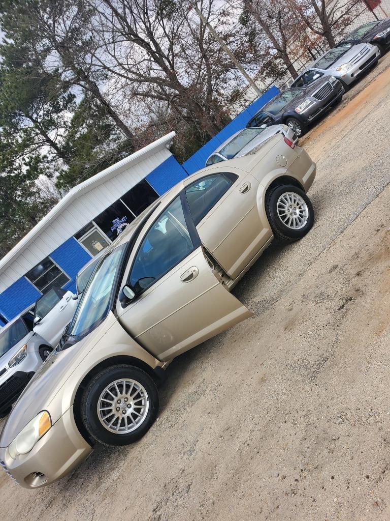 2004 Chrysler Sebring  photo