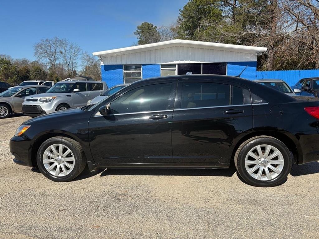 2015 Chrysler 200  photo