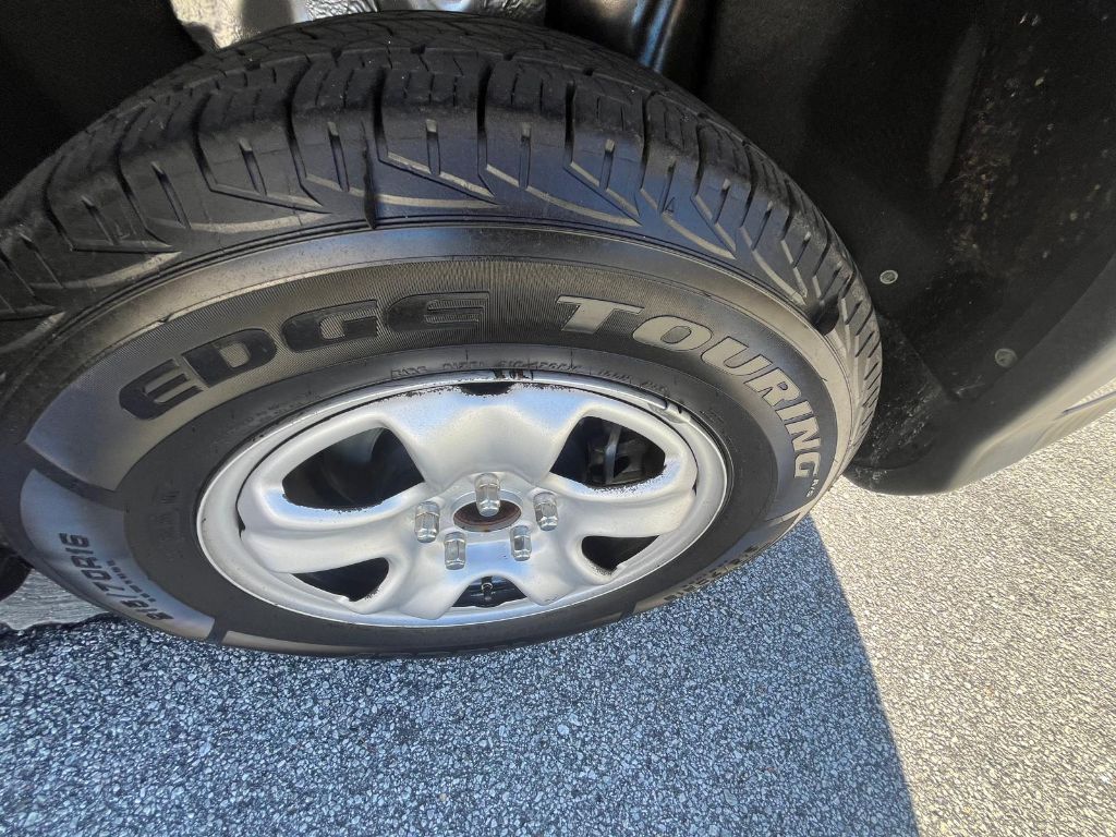 2013 Honda CR-V - $5,900