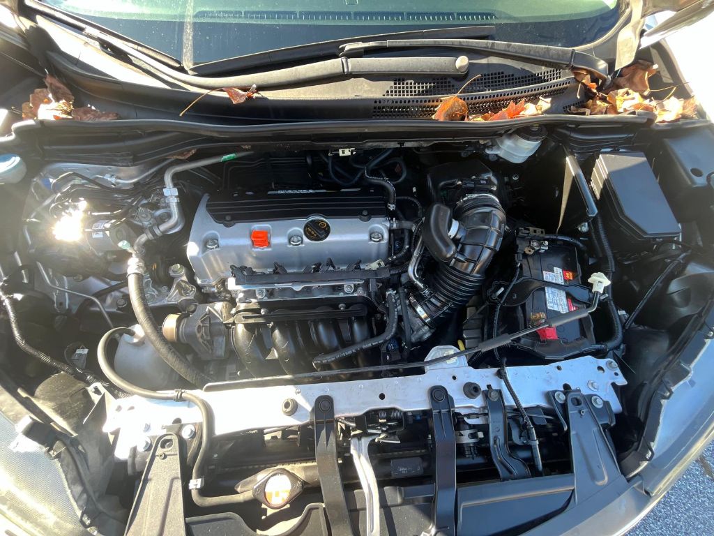 2013 Honda CR-V - $5,900