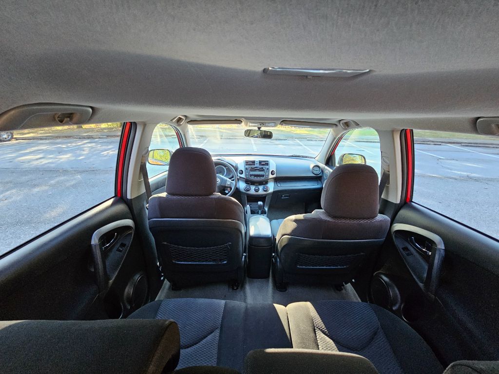 2010 Toyota RAV4 - $6,300