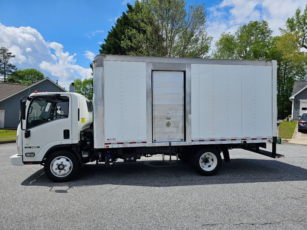 2018 Isuzu Nrr - $26,500