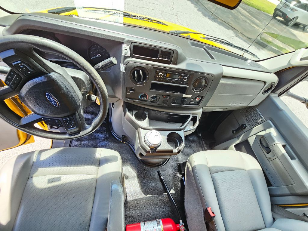 2021 Ford E-350 - $22,500