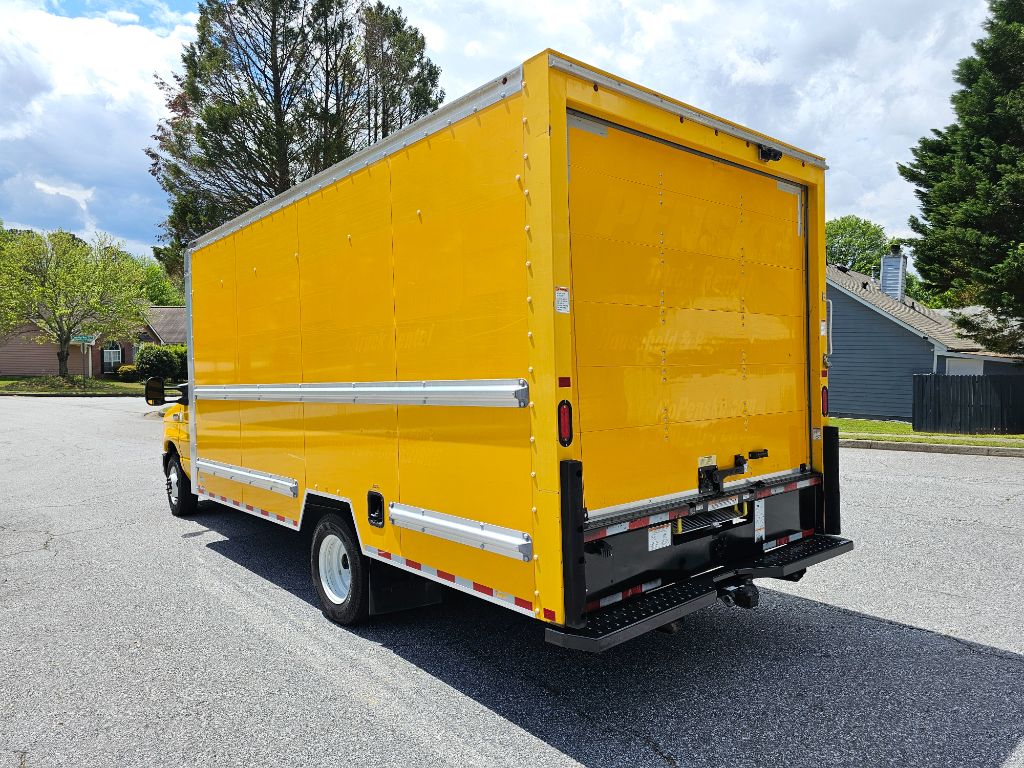 2021 Ford E-350 - $22,500