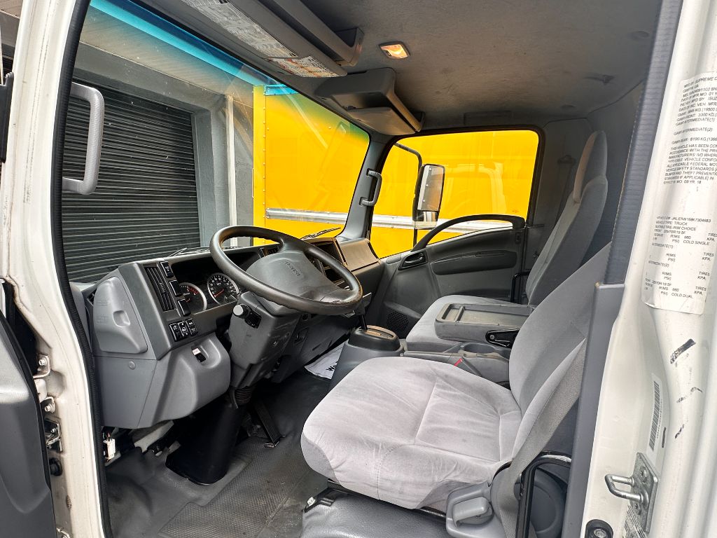 2019 Isuzu Nrr - $38,900