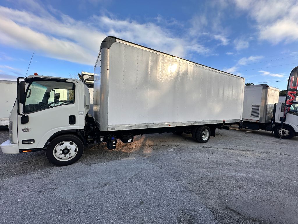 2019 Isuzu Nrr - $38,900