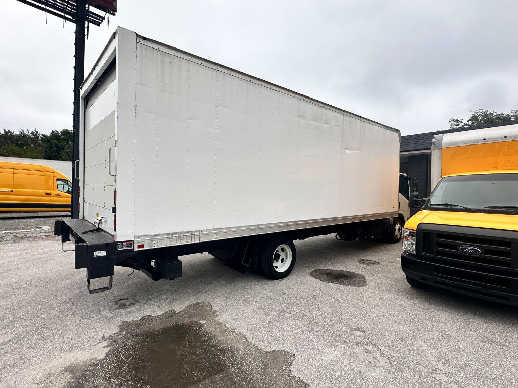 2019 Isuzu Nrr - $38,900