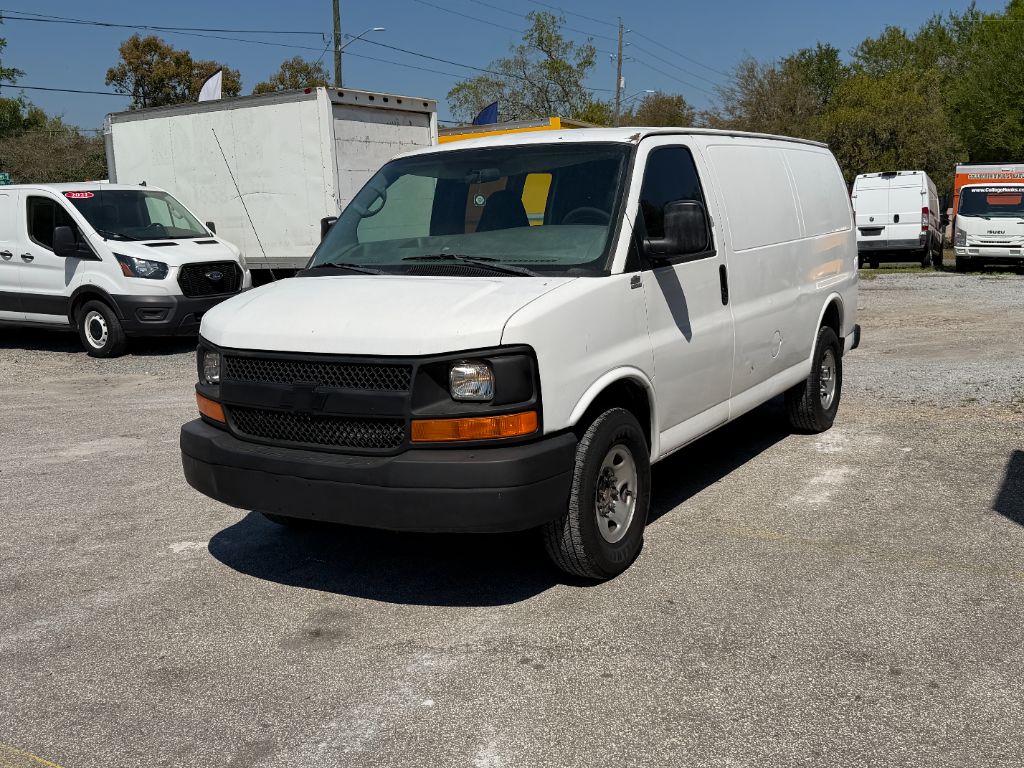 2009 Chevrolet Express - $5,900
