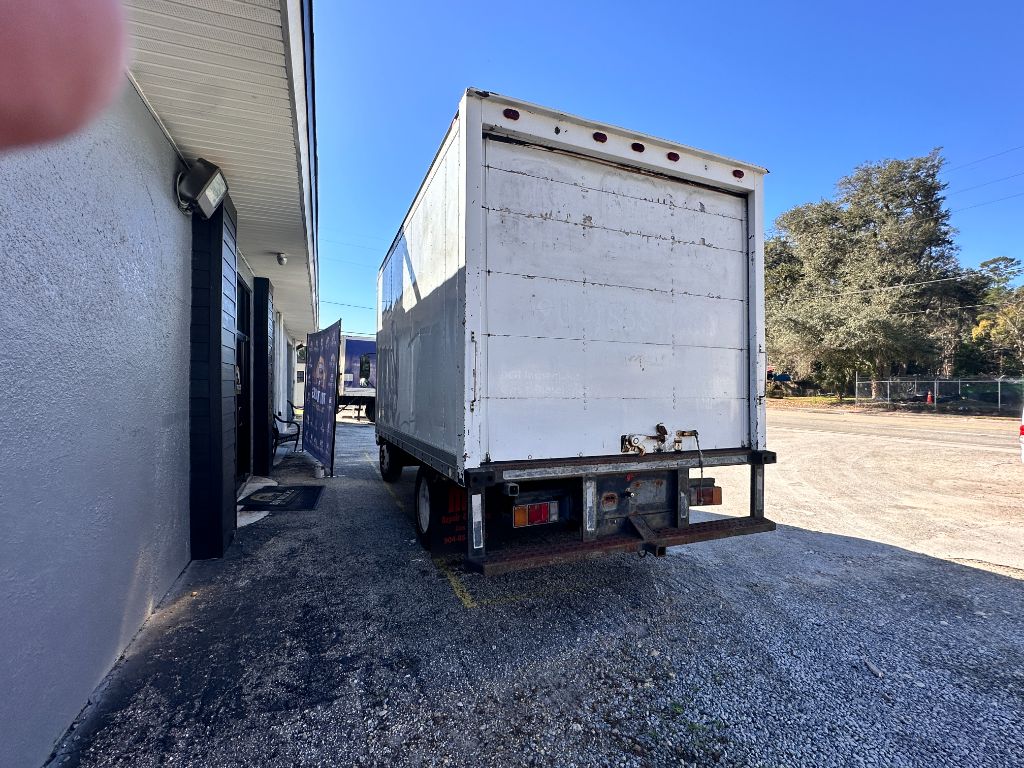 2007 Ottawa Yard Truck - $11,900