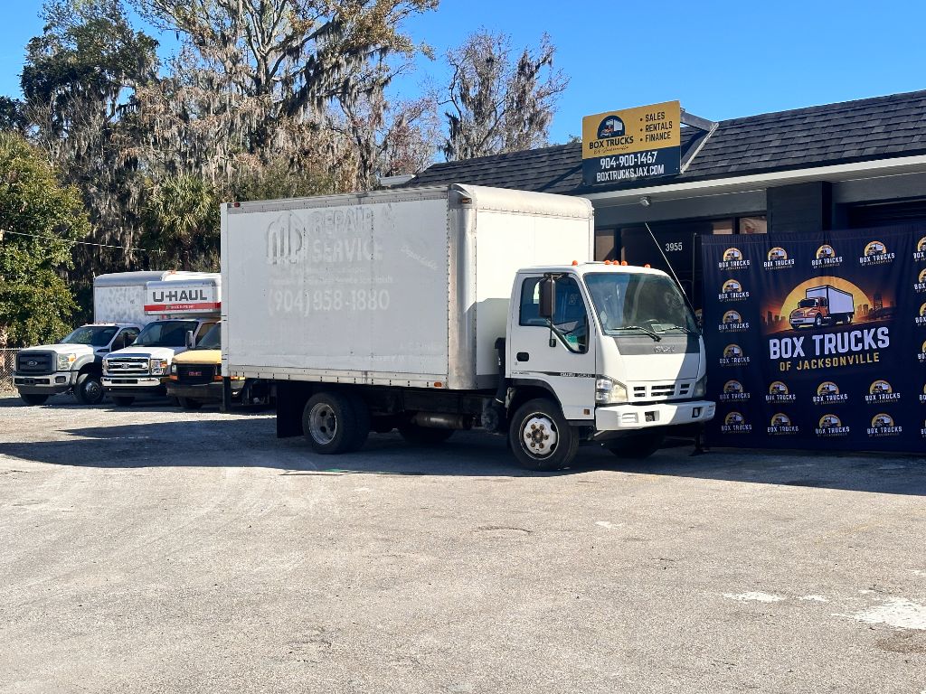 2007 Ottawa Yard Truck - $11,900