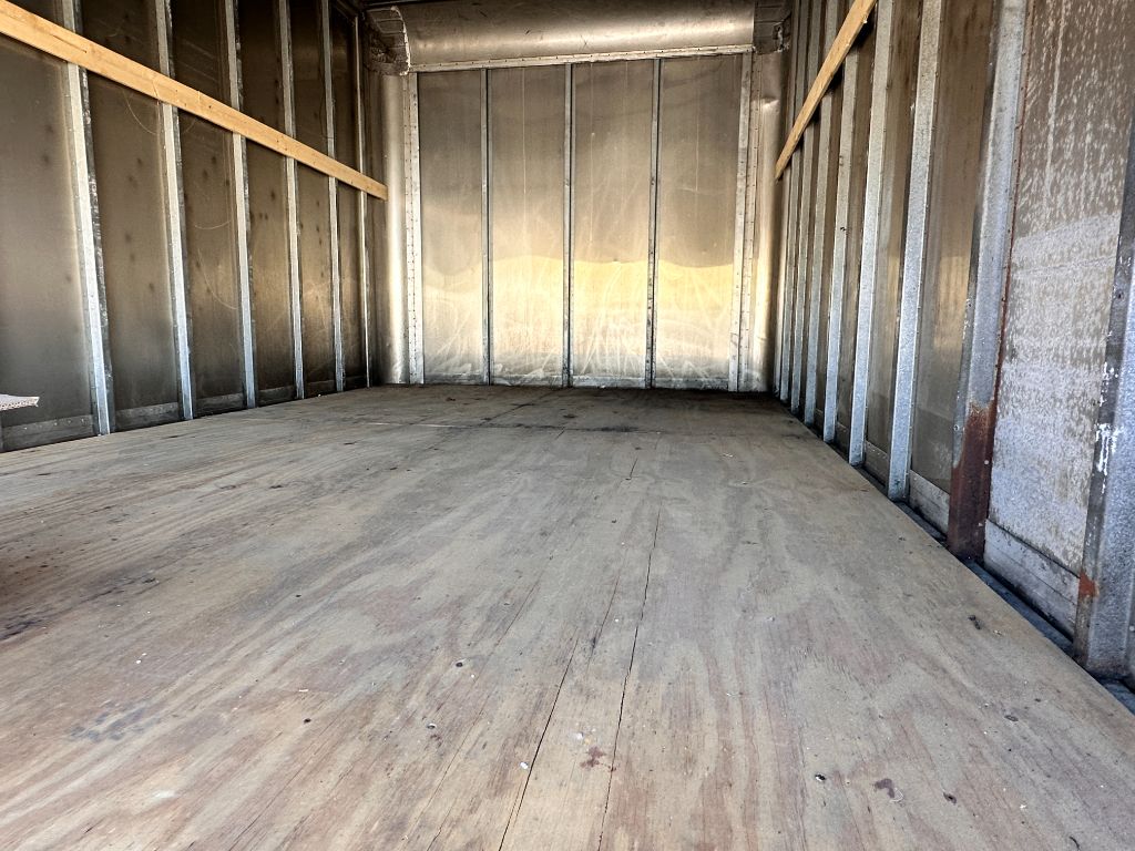 2007 Ottawa Yard Truck - $11,900