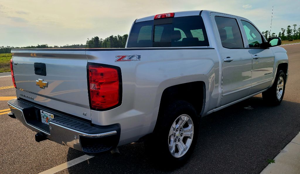 2015 Chevrolet Silverado 1500 LT photo