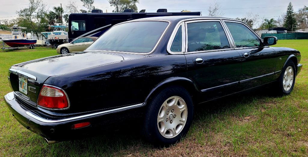2003 Jaguar XJ-Series XJ8 photo