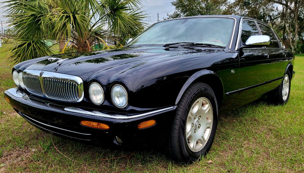 2003 Jaguar XJ-Series XJ8 photo