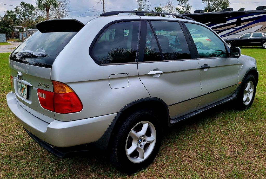 2003 BMW X5 3.0i photo
