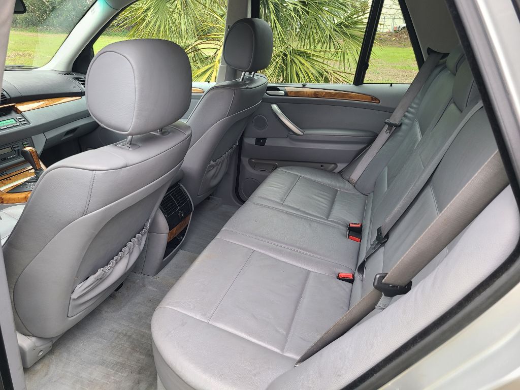 2003 BMW X5 3.0i photo