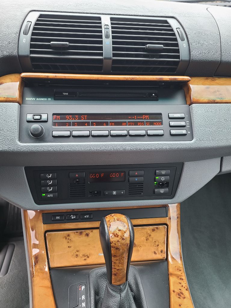 2003 BMW X5 3.0i photo