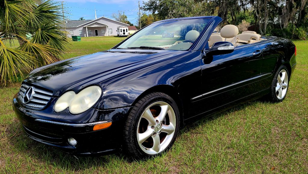 2005 Mercedes-Benz CLK-Class CLK320 photo