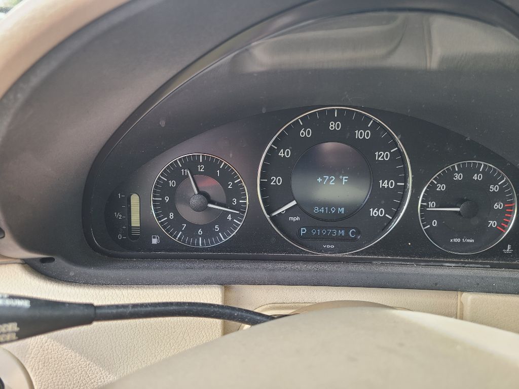 2005 Mercedes-Benz CLK-Class CLK320 photo