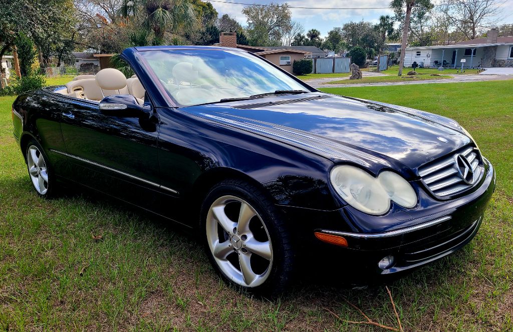 2005 Mercedes-Benz CLK-Class CLK320 photo