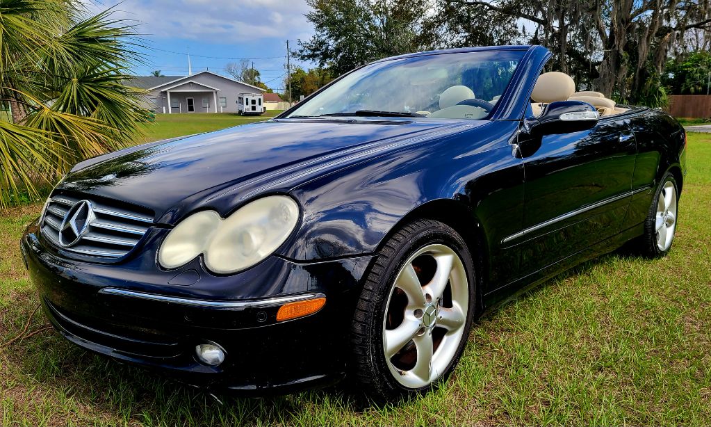 2005 Mercedes-Benz CLK-Class CLK320 photo