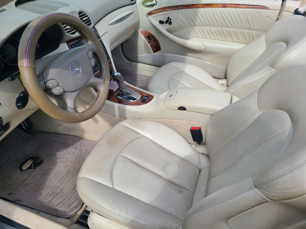 2005 Mercedes-Benz CLK-Class CLK320 photo
