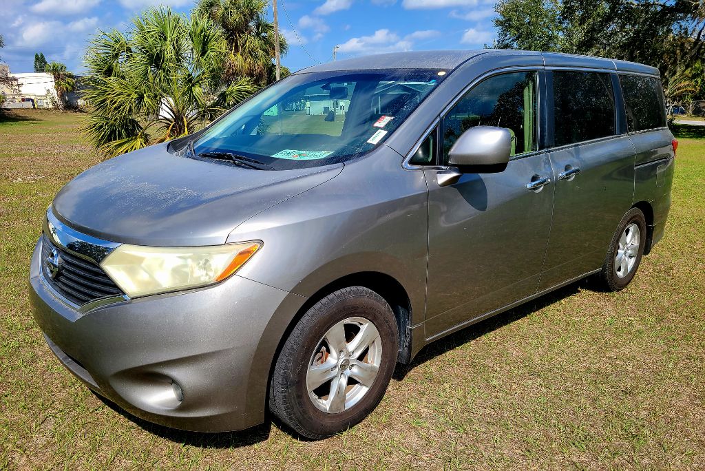 2013 Nissan Quest 3.5 S photo